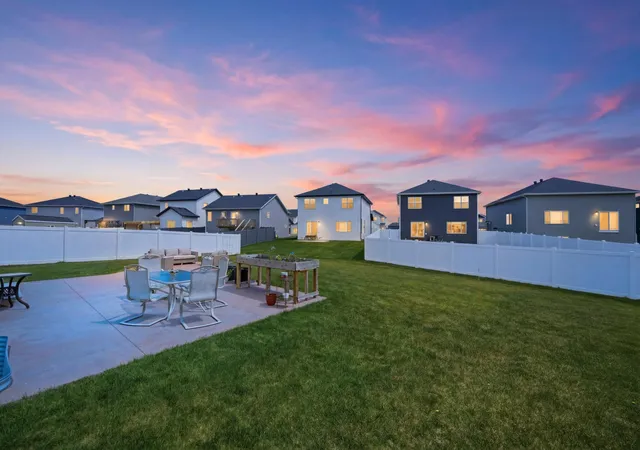 4th image of 5497 11Th St W, West Fargo, ND 58078 | MLS# 7085172