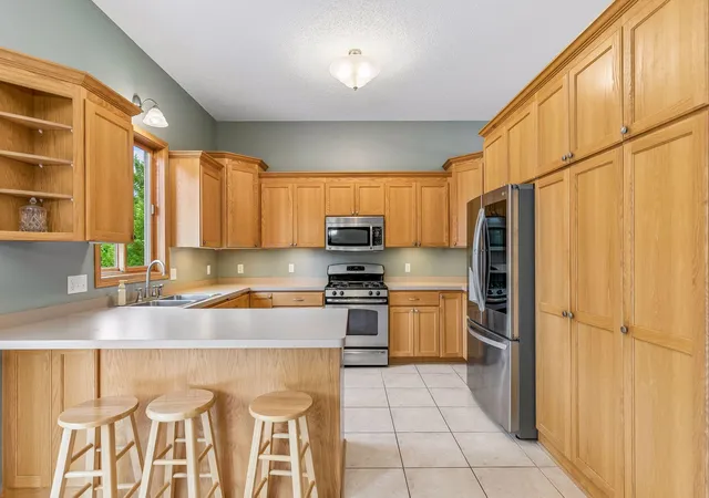 4th image of 1405 Landsdown Rd, Buffalo, MN 55313 | MLS# 7085203