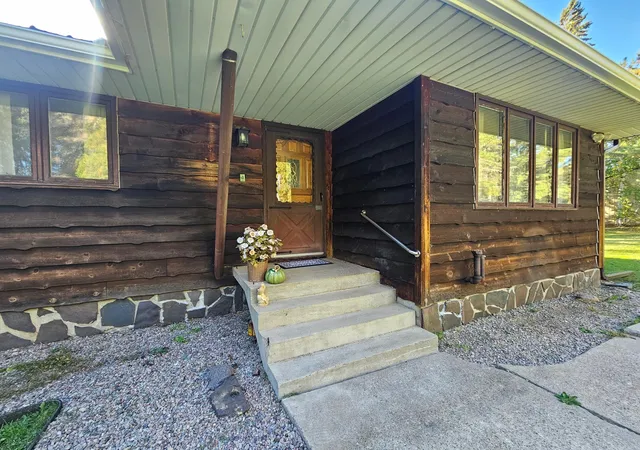 Photo 2 of Single family home for sale at 4913 Highway 25, Mountain Iron, MN 55768 | MLS# 7085218 | Listing updated on 2026-09-24