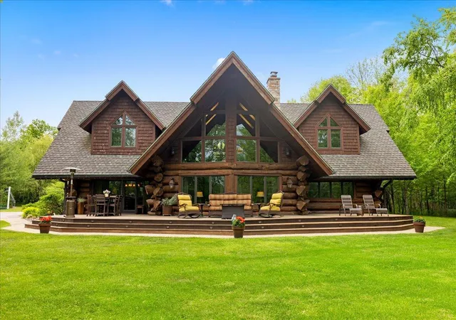 3rd image of 88159 Sturgeon Island Rd, Sturgeon Lake, MN 55783 | MLS# 7085226