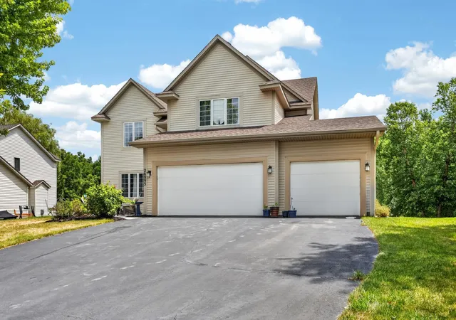 Photo 2 of Sale Pending at 26895 Meadow Ridge Dr, Elko New Market, MN 55020 | MLS# 7085254 | Listing updated on 2026-08-19