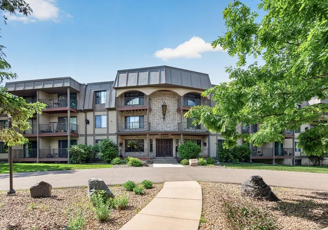 1st image of 2200 Nevada Ave S #206, Minneapolis, MN 55426 | MLS# 7085258