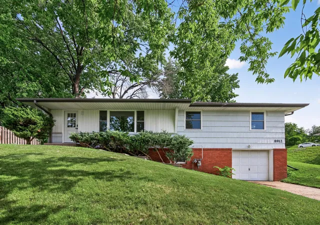 Photo 1 of Single family home for sale at 8912 Tretbaugh Dr, Minneapolis, MN 55431 | MLS# 7085325 | Listing updated on 2026-09-21