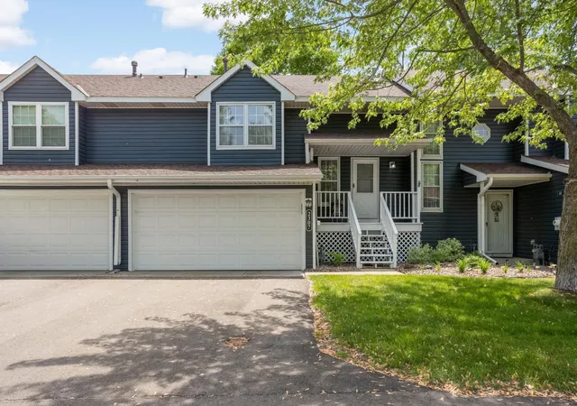 Homes for sale in Oakdale, MN | 2307 Grange Ave N, Oakdale, MN 55128 | MLS# 7085439