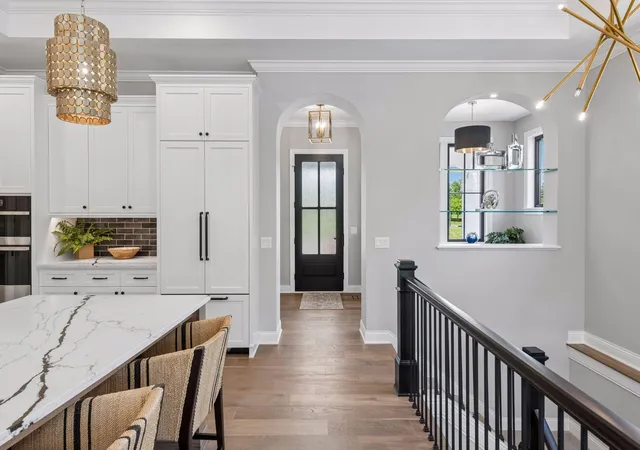 5th image of 264 Wayzata Blvd E, Wayzata, MN 55391 | MLS# 7085464
