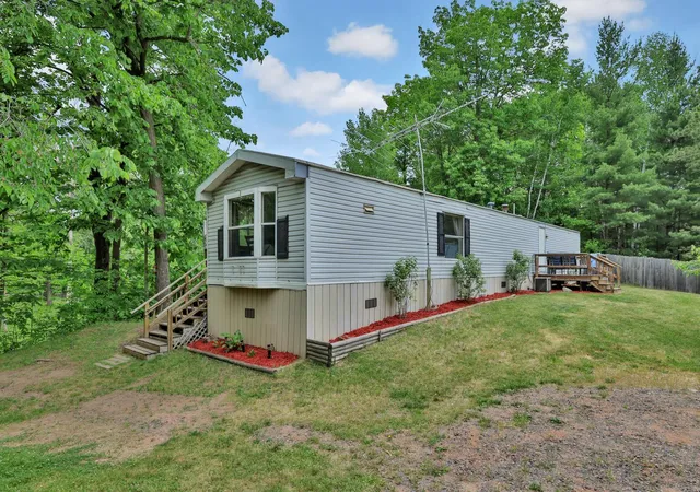 Photo 3 of Single family home for sale at 16167 Sunnyside Rd, Pine City, MN 55063 | MLS# 7085483 | Listing updated on 2026-09-24