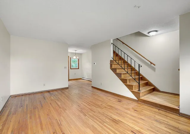 4th image of 141 9Th Ave N, South Saint Paul, MN 55075 | MLS# 7085497