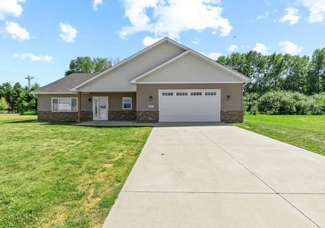 1st image of 801 Congress St W, Maple Lake, MN 55358 | MLS# 7085535