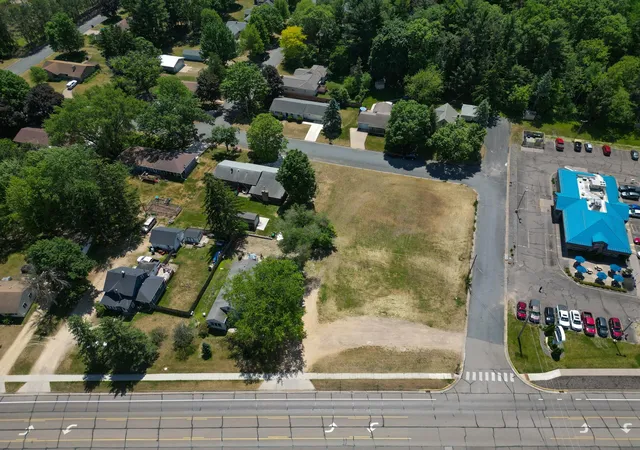 2nd image of 1406 Stout Rd, Menomonie, WI 54751 | MLS# 7085542