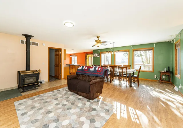 4th image of 24413 Pickwick Loop Rd, Winona, MN 55987 | MLS# 7085550