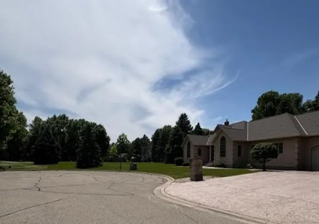 Homes for sale in Montevideo, MN | 103 S 20Th St, Montevideo, MN 56265 | MLS# 7085581