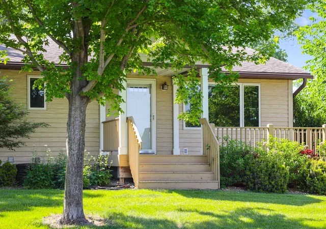 Photo 3 of Single family home for sale at 5414 Elkton Trl, Faribault, MN 55021 | MLS# 7085603 | Listing updated on 2026-09-20