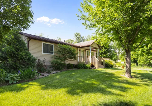 Photo 4 of Single family home for sale at 5414 Elkton Trl, Faribault, MN 55021 | MLS# 7085603 | Listing updated on 2026-09-20