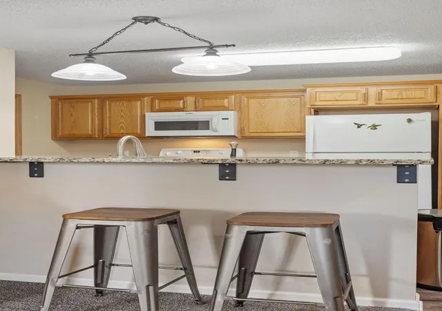 Photo 4 of Condo for sale at 15631 Linnet St NW #3-202, Andover, MN 55304 | MLS# 7085605 | Listing updated on 2026-10-08