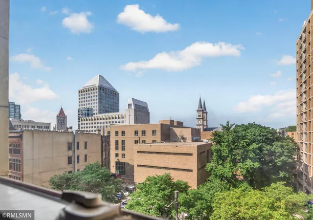 5th image of 488 Wabasha St N, St. Paul, MN 55102