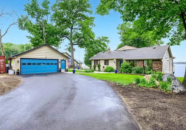 2nd image of 21389 Iverson Ave N, Forest Lake, MN 55025 | MLS# 7085779