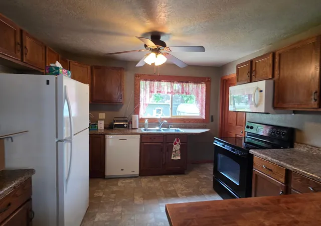 Homes for sale in Holland, MN | 321 Sioux St, Holland, MN 56139 | MLS# 7085801