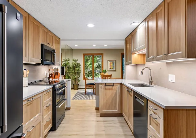 Photo 3 of Condo for sale at 6051 Laurel Ave #112, Minneapolis, MN 55416 | MLS# 7085832 | Listing updated on 2026-08-27