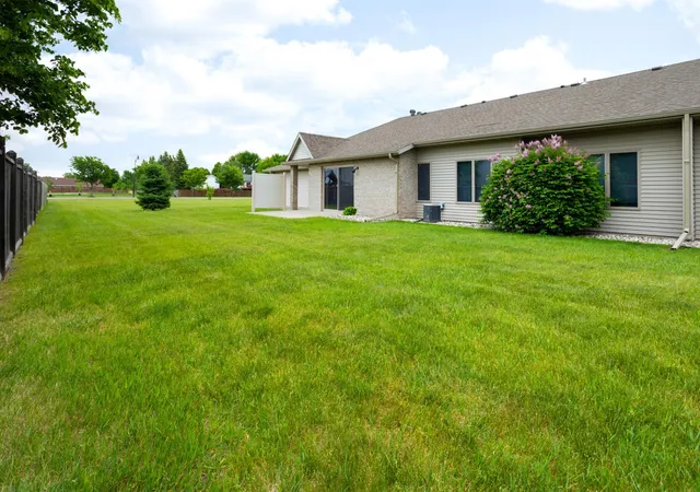 Homes for sale in West Fargo, ND | 1415 Heatherwood Ct #4, West Fargo, ND 58078 | MLS# 7085845