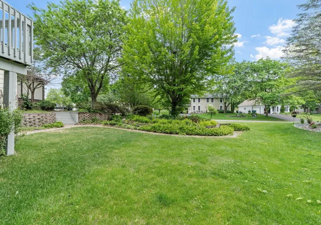 5th image of 1952 Safari Trl, Eagan, MN 55122 | MLS# 7085860