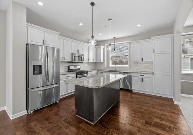 4th image of 8148 Magnolia Ln N, Maple Grove, MN 55369 | MLS# 7085881