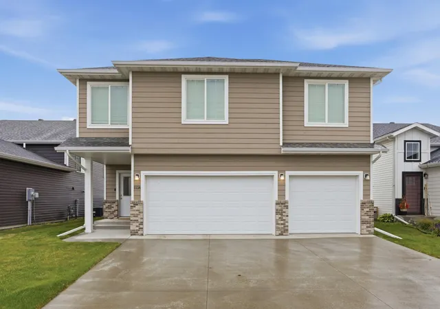 Homes for sale in West Fargo, ND | 1118 Albert Ct W, West Fargo, ND 58078 | MLS# 7085934
