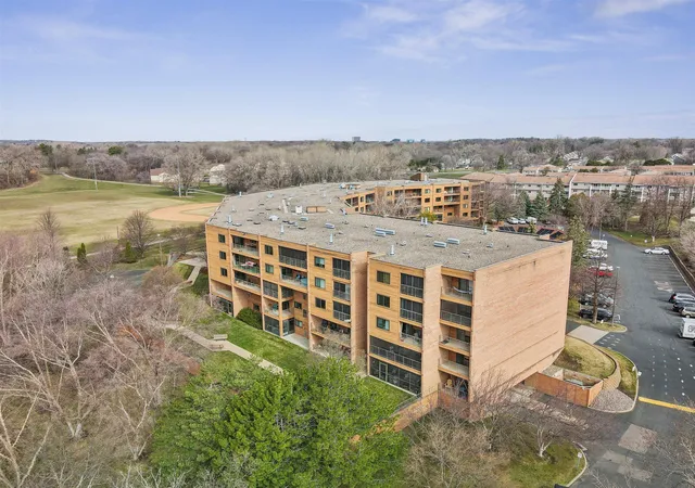 25th image of 3320 Louisiana Ave S #402, Minneapolis, MN 55426 | MLS# 7085969