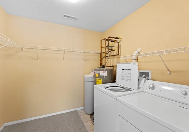 2nd image of 3812 9th St NW, Rochester, MN 55901