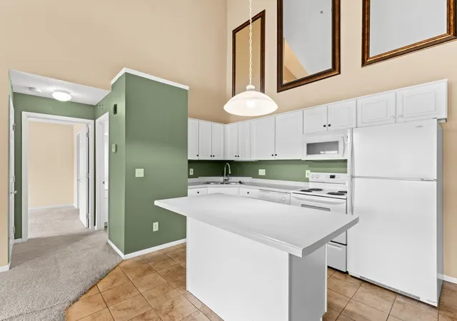 4th image of 3812 9Th St Nw #C, Rochester, MN 55901 | MLS# 7085972