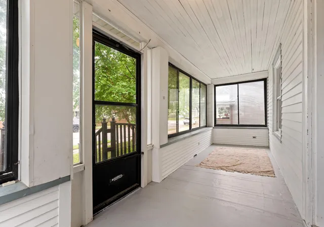 2nd image of 119 13th Ave Se, Rochester, MN 55904 | MLS# 7085997