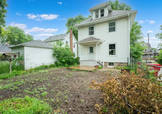34th image of 119 13th Ave Se, Rochester, MN 55904 | MLS# 7085997