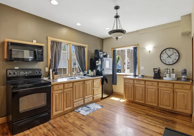 Listing Photo 4 - Condo for sale in building located at 119 Main St E, Wabasha, MN 55981