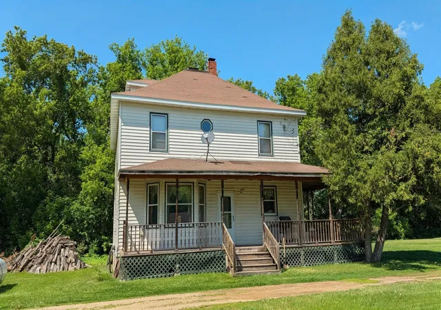 Homes for sale in Mahnomen, MN | 2242 220th Ave, Mahnomen, MN 56557 | MLS# 7086051