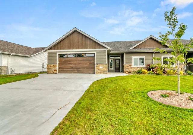 2nd image of 830 Lake Forest Cir, Detroit Lakes, MN 56501 | MLS# 7086055