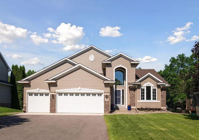 Homes for sale in Lakeville, MN | 20911 Illinois Path, Lakeville, MN 55044 | MLS# 7086095