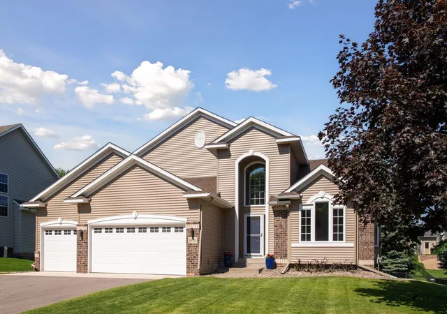 Homes for sale in Lakeville, MN | 20911 Illinois Path, Lakeville, MN 55044 | MLS# 7086095