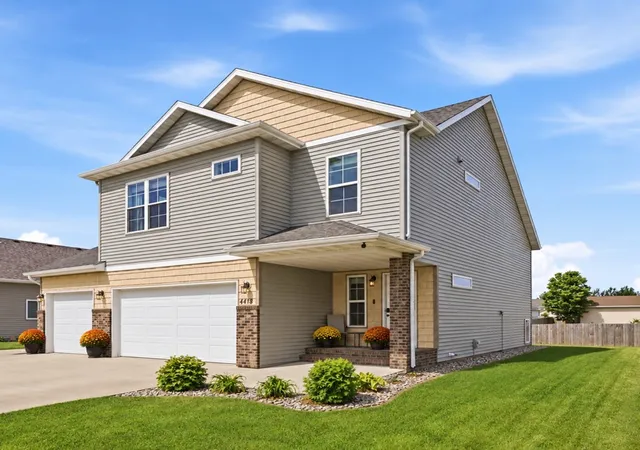 Photo 1 of Single family home for sale at 4419 17th Street S, Moorhead, MN 56560 | MLS# 7086120 | Listing updated on 2026-10-07
