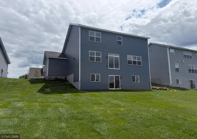 2nd image of 1667 Meadows Dr, Cedar, MN 55011 | MLS# 7086137
