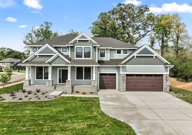Photo 1 of Single family home for sale at 11168 Masters St N, Lake Elmo, MN 55042 | MLS# 7086147 | Listing updated on 2026-09-28