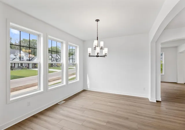 Photo 4 of Single family home for sale at 11168 Masters St N, Lake Elmo, MN 55042 | MLS# 7086147 | Listing updated on 2026-09-28