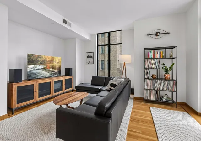Photo 3 of Condo for sale at 201 S 11th Street #600, Minneapolis, MN 55403 | MLS# 7086148 | Listing updated on 2026-09-08