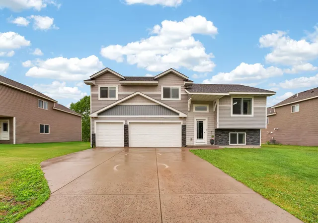 1st image of 835 Highview Loop Se, Pine City, MN 55063 | MLS# 7086181