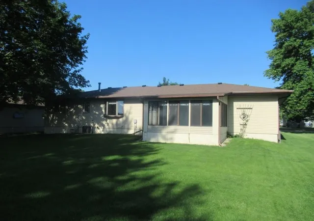 Homes for sale in Hills, MN | 513 S Elizabeth Ave, Hills, MN 56138 | MLS# 7086225