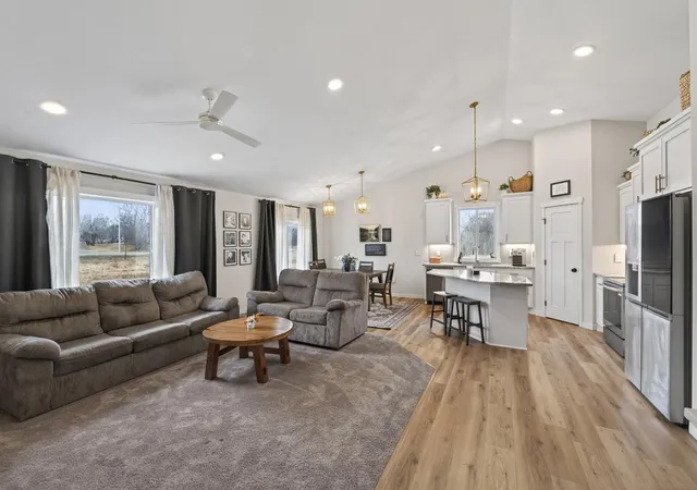 5th image of 18753 Orchid St Nw, Anoka, MN 55303 | MLS# 7086372