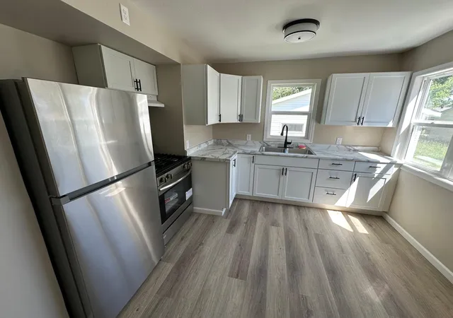 Photo 3 of Single family home for sale at 922 Tindolph Ave S, Thief River Falls, MN 56701 | MLS# 7086373 | Listing updated on 2026-08-31