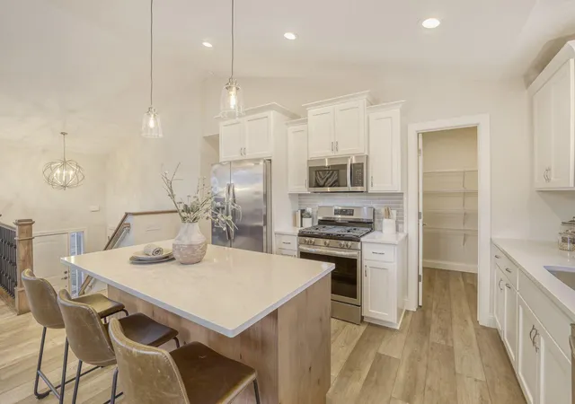 5th image of 2885 Trinity Dr, Shakopee, MN 55379 | MLS# 7086398