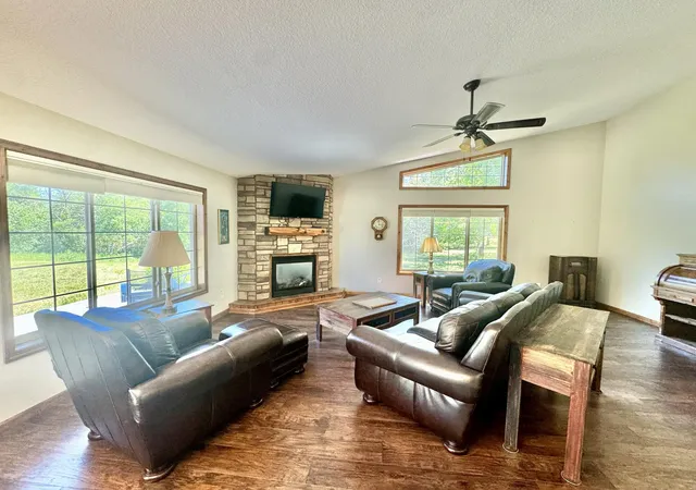 4th image of 3129 Florence Ln Nw, Bemidji, MN 56601 | MLS# 7086409