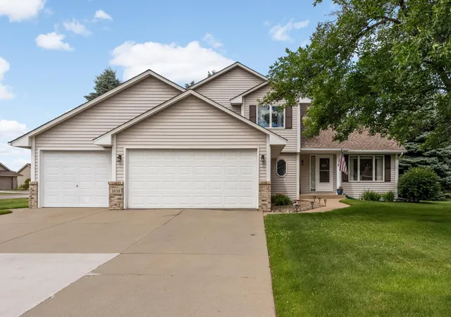 Homes for sale in Hastings, MN | 3839 Shannon Dr, Hastings, MN 55033 | MLS# 7086474