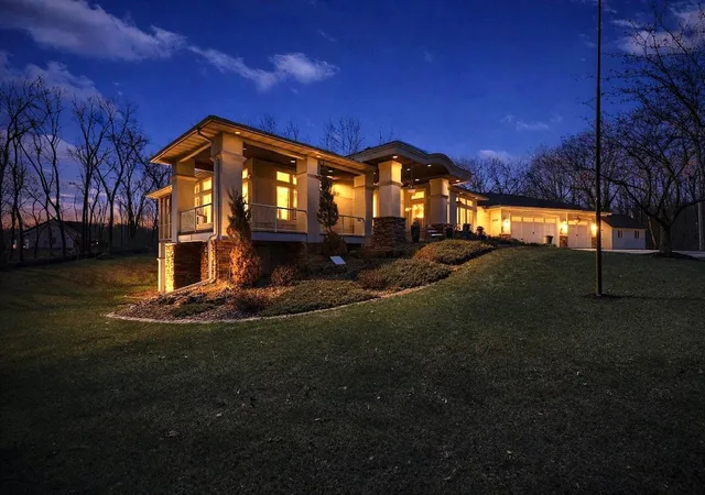 Photo 3 of Single family home for sale at 9401 Elm Ct, Prior Lake, MN 55372 | MLS# 7086484 | Listing updated on 2026-10-07