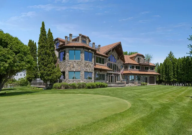 Photo 3 of Mansion for sale at 4100 Enchanted Ln, Mound, MN 55364 | MLS# 7086487 | Listing updated on 2026-08-14